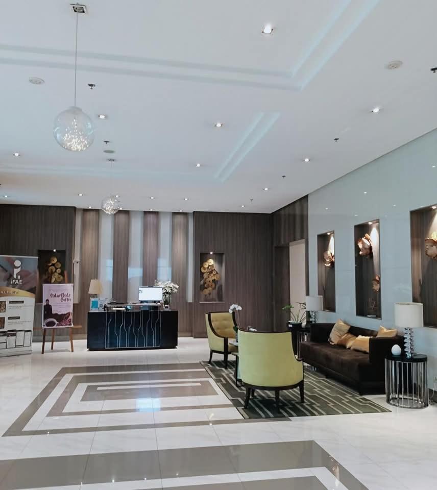 Apartment Comfy Condotel Across Naia Terminal 3